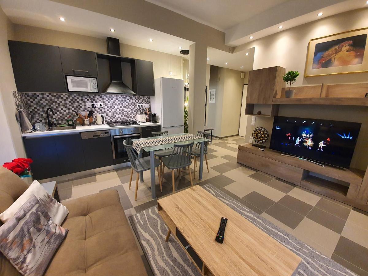 Апартаменты Lukas-2 B/R Luxurious Flat With Veranda Афины Экстерьер фото